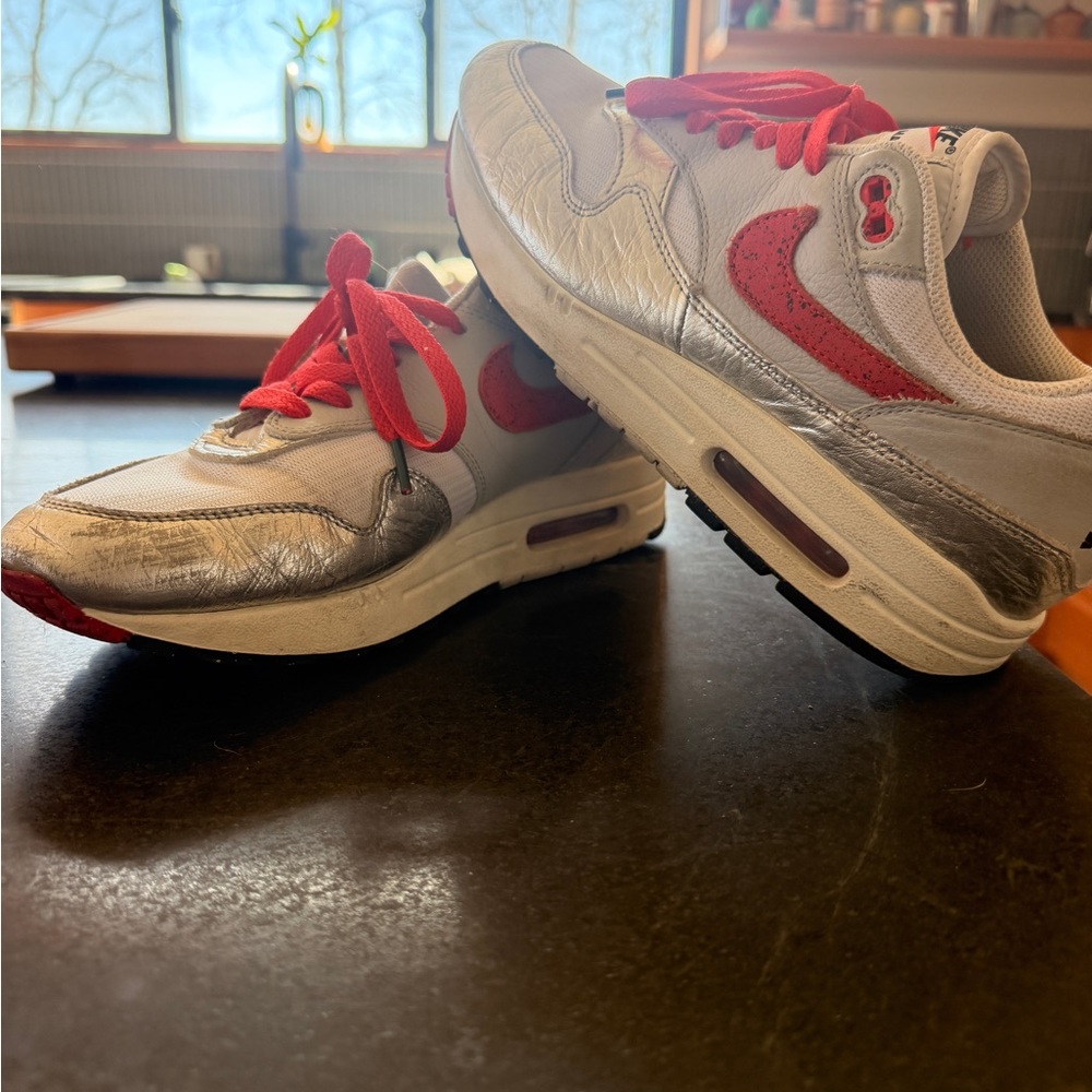 Womens Nike Silver & Red Athletic Sneakers - Comfortable Everyday Shoe